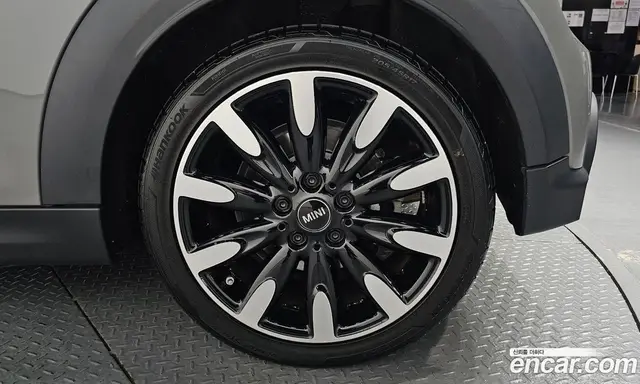 Mini Cooper 2021 2.0 автомат (гидро), миниатюра 6