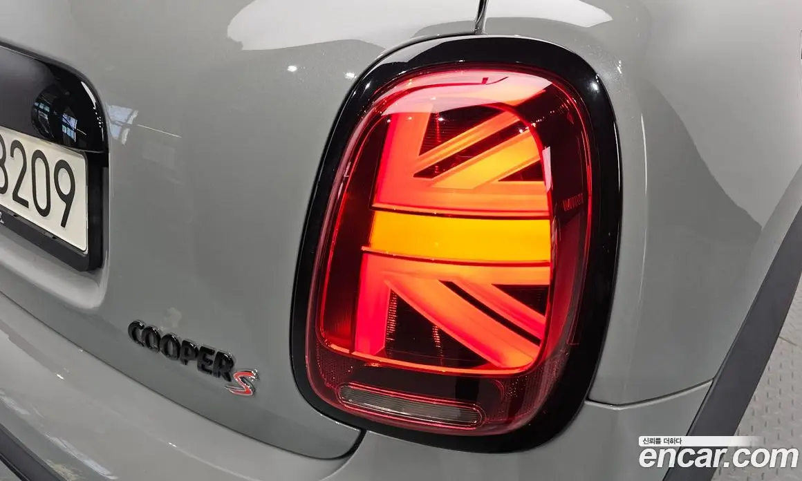 Mini Cooper 2021 2.0 автомат (гидро), фото 8