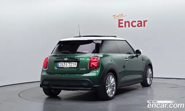 Mini Cooper 2022 1.5 автомат (гидро), миниатюра 2