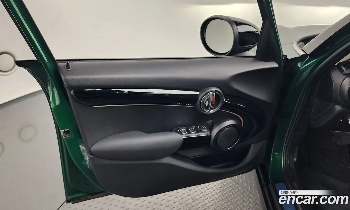 Mini Cooper 2022 2.0 автомат (гидро), фото 14