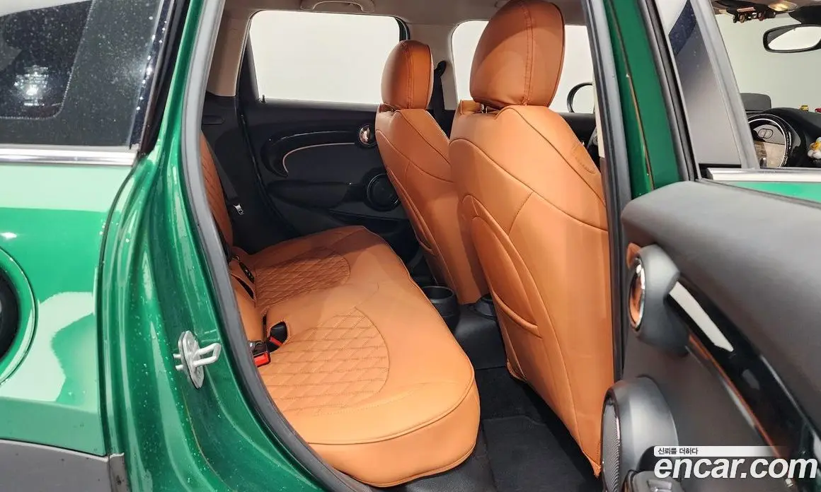 Mini Cooper 2022 2.0 автомат (гидро), фото 17