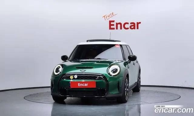 Mini Cooper 2022 2.0 автомат (гидро), миниатюра 3