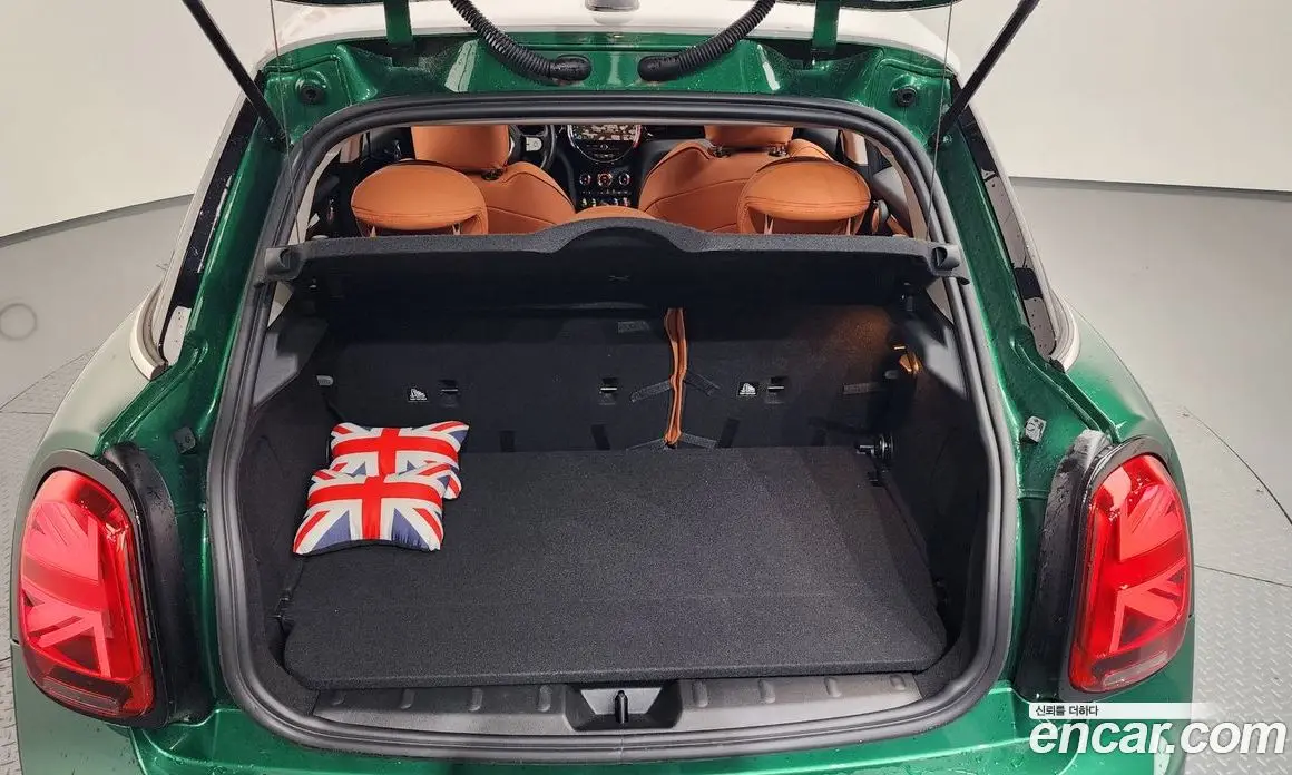 Mini Cooper 2022 2.0 автомат (гидро), фото 23