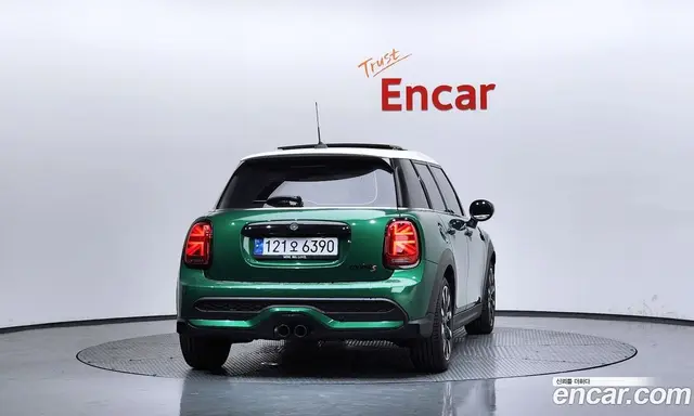Mini Cooper 2022 2.0 автомат (гидро), миниатюра 4
