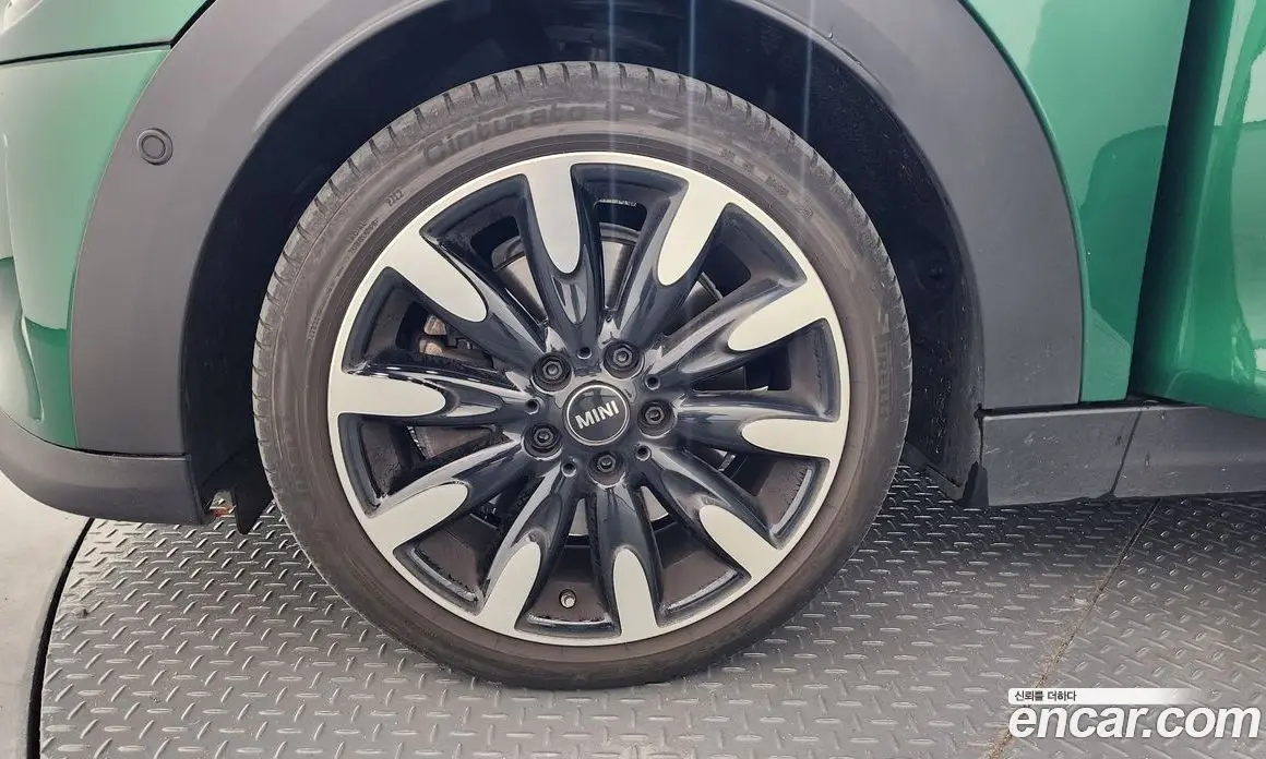 Mini Cooper 2022 2.0 автомат (гидро), фото 5