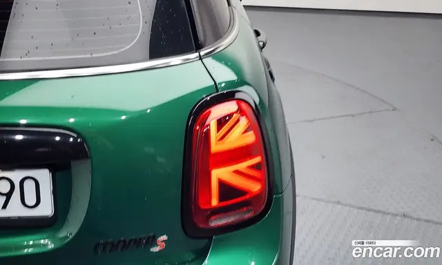 Mini Cooper 2022 2.0 автомат (гидро), миниатюра 9