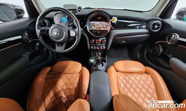 Mini Cooper 2022 2.0 автомат (гидро), миниатюра 10