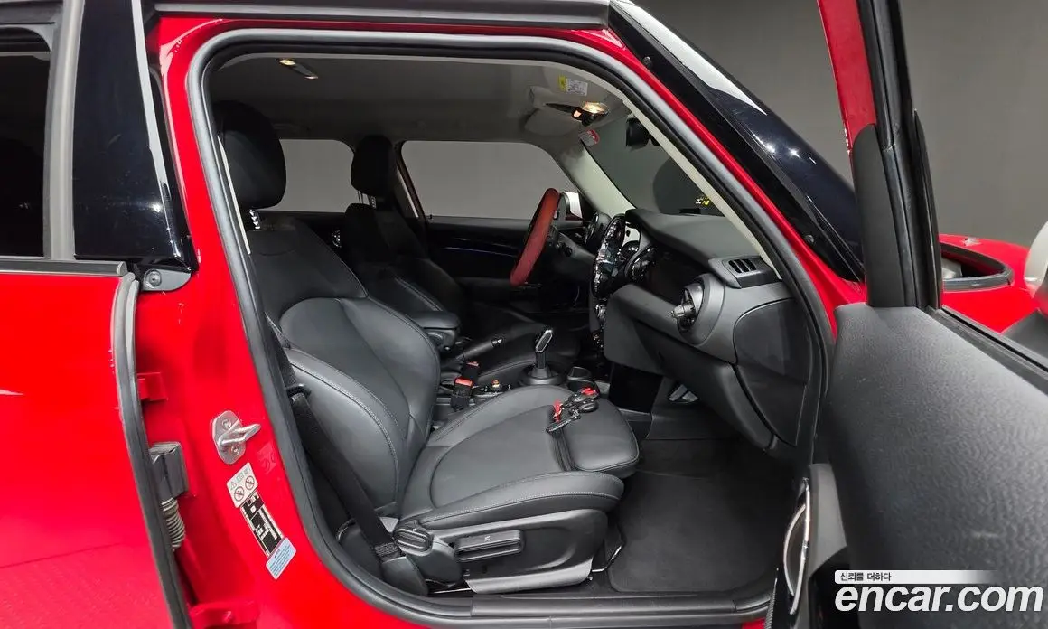 Mini Cooper 2022 1.5 автомат (гидро), фото 13