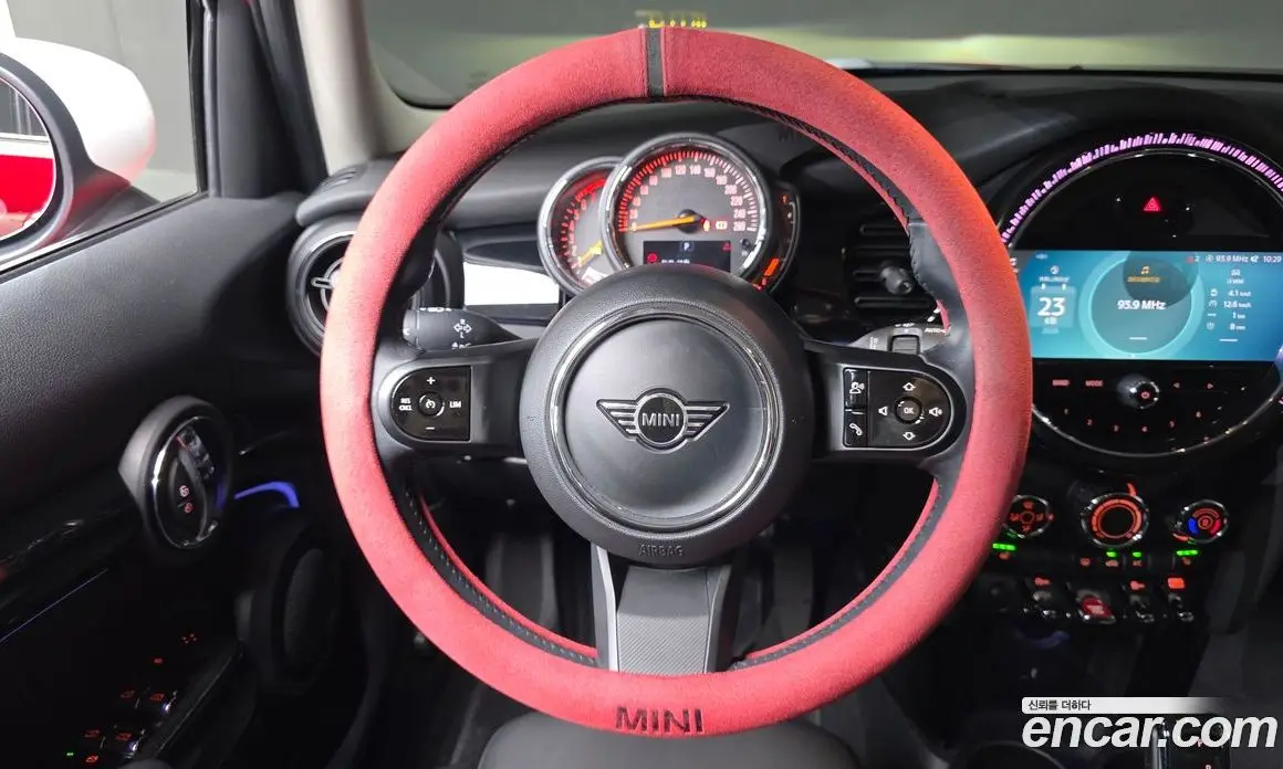 Mini Cooper 2022 1.5 автомат (гидро), фото 19