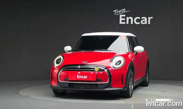 Mini Cooper 2022 1.5 автомат (гидро), миниатюра 3
