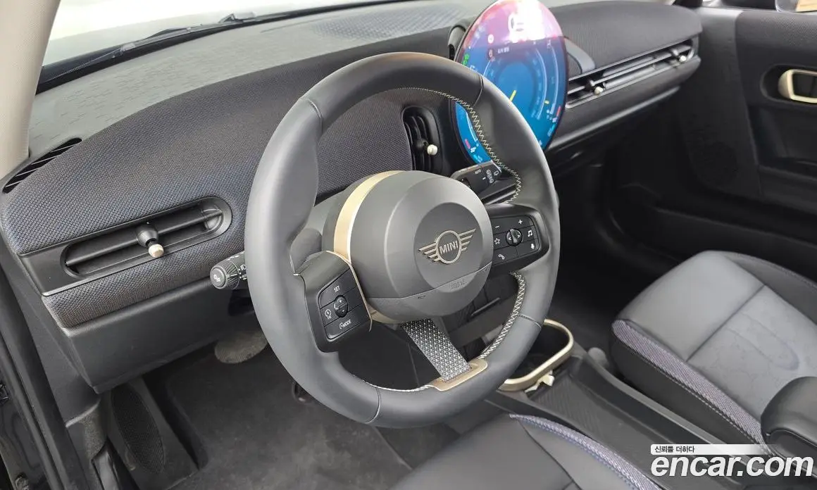 Mini Cooper 2024 2.0 автомат (гидро), фото 12