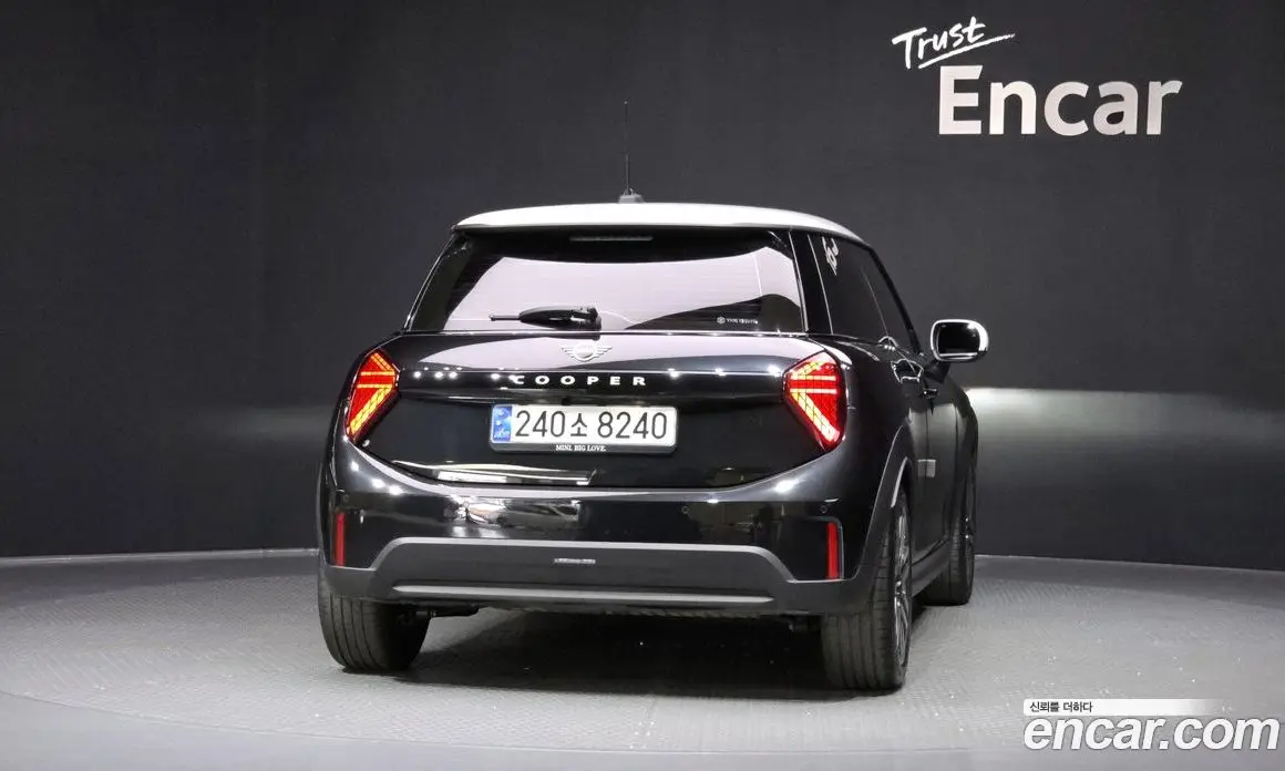 Mini Cooper 2024 2.0 автомат (гидро), фото 4