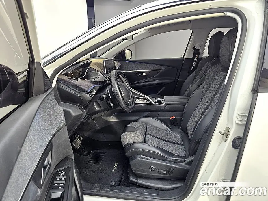 Peugeot 3008 2017 1.6 автомат (гидро), фото 7