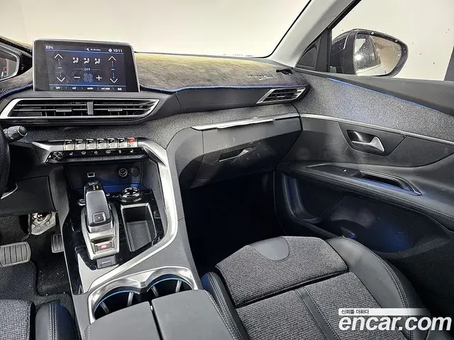 Peugeot 3008 2017 1.6 автомат (гидро), миниатюра 9