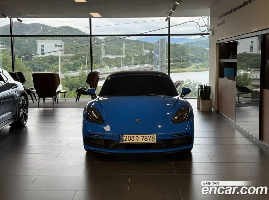 Porsche 718 2023 4.0 автомат (гидро), фото 3