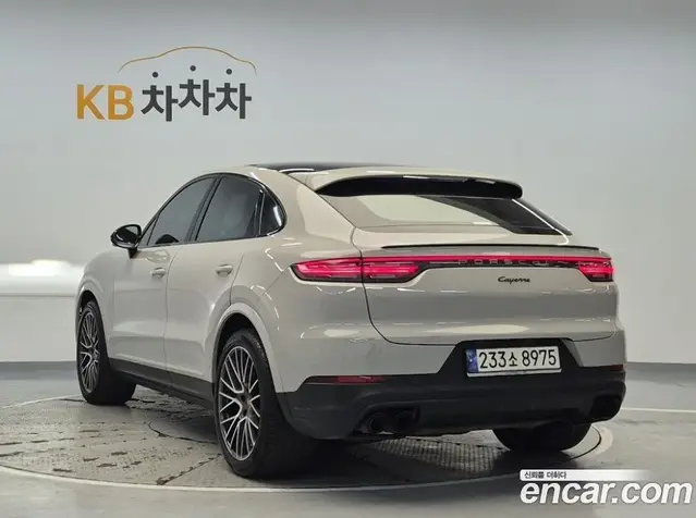 Porsche Cayenne 2021 3.0 автомат (гидро), миниатюра 2