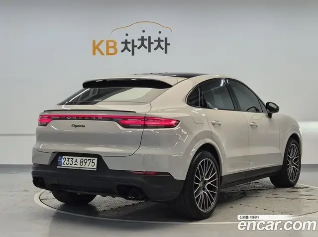 Porsche Cayenne 2021 3.0 автомат (гидро), миниатюра 3