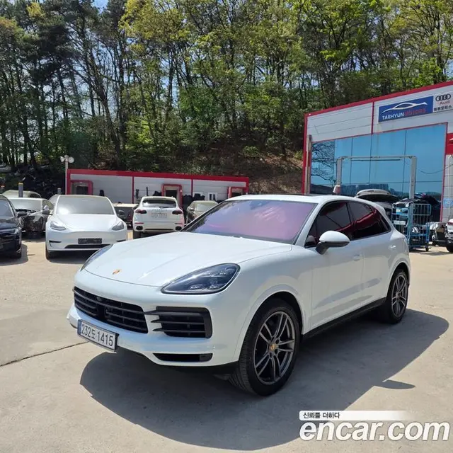 Porsche Cayenne 2023 3.0 автомат (гидро), миниатюра 2