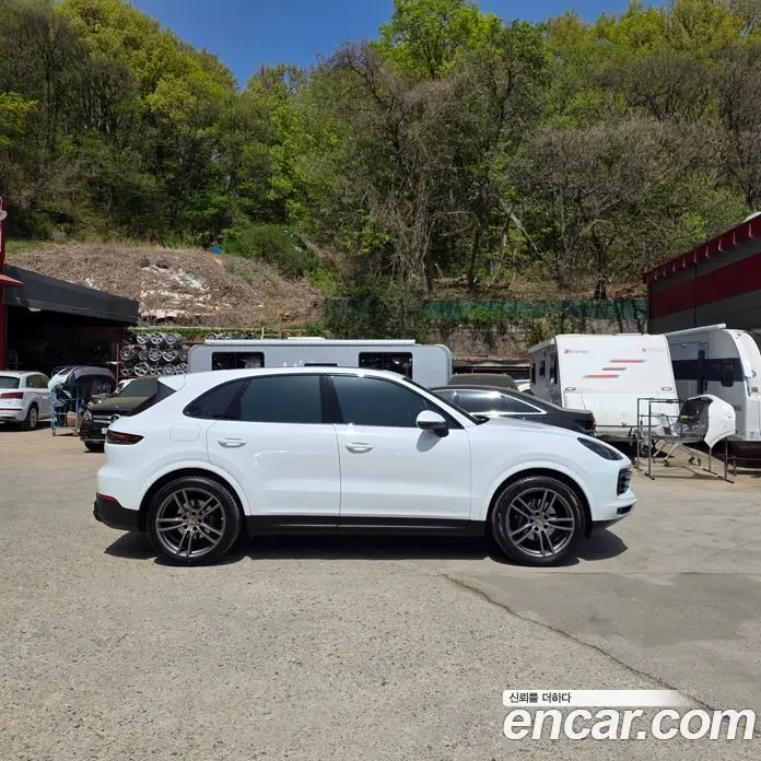 Porsche Cayenne 2023 3.0 автомат (гидро), фото 7