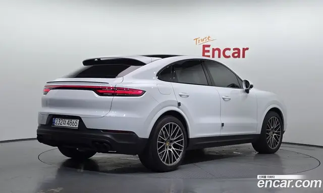 Porsche Cayenne 2023 3.0 автомат (гидро), миниатюра 2
