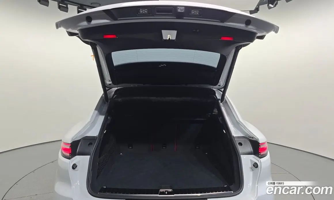 Porsche Cayenne 2023 3.0 автомат (гидро), фото 24