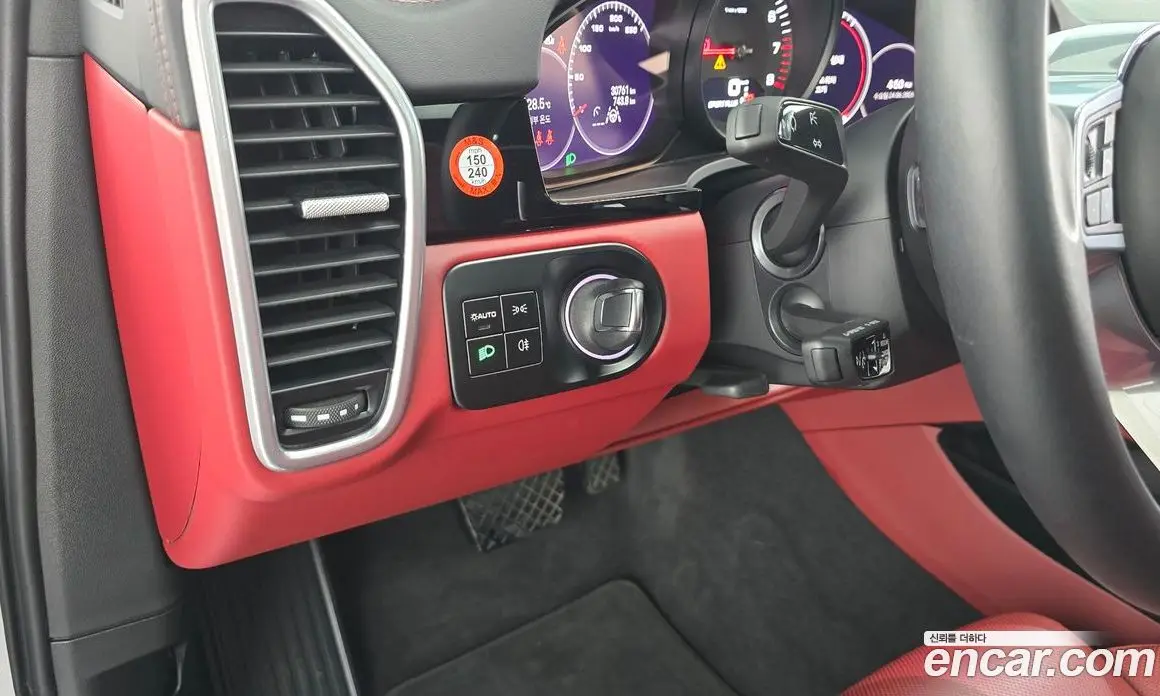 Porsche Cayenne 2023 3.0 автомат (гидро), фото 27