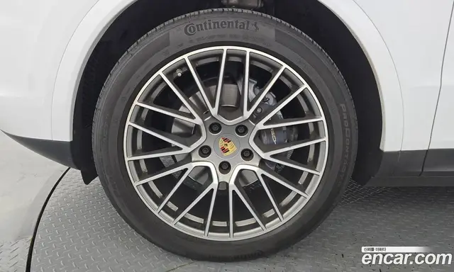 Porsche Cayenne 2023 3.0 автомат (гидро), миниатюра 5