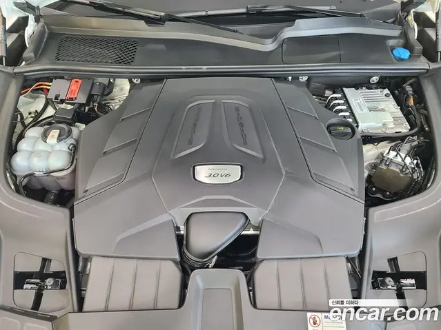 Porsche Cayenne 2023 3.0 автомат (гидро), миниатюра 6