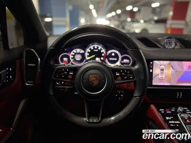 Porsche Cayenne 2023 3.0 автомат (гидро), миниатюра 8