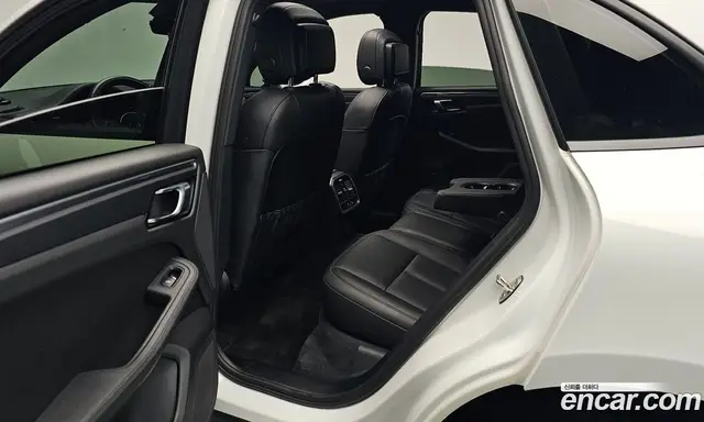 Porsche Macan 2019 2.0 автомат (гидро), миниатюра 11
