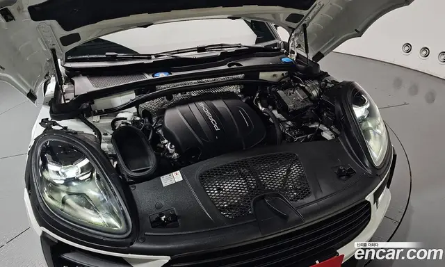 Porsche Macan 2019 2.0 автомат (гидро), миниатюра 6