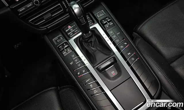 Porsche Macan 2019 2.0 автомат (гидро), миниатюра 9