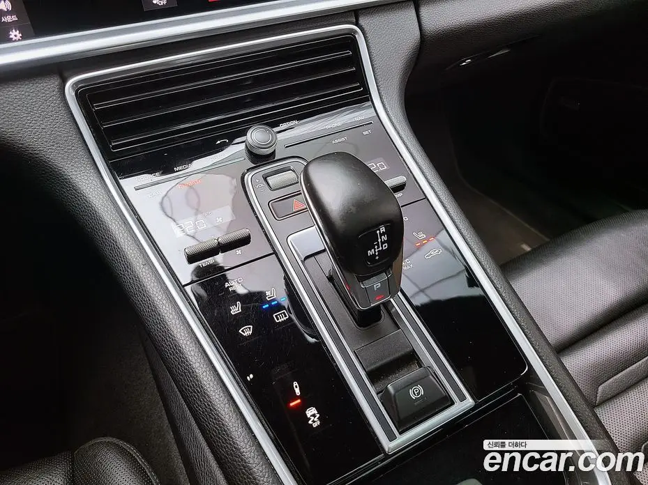 Porsche Panamera 2018 3.0 автомат (гидро), фото 13