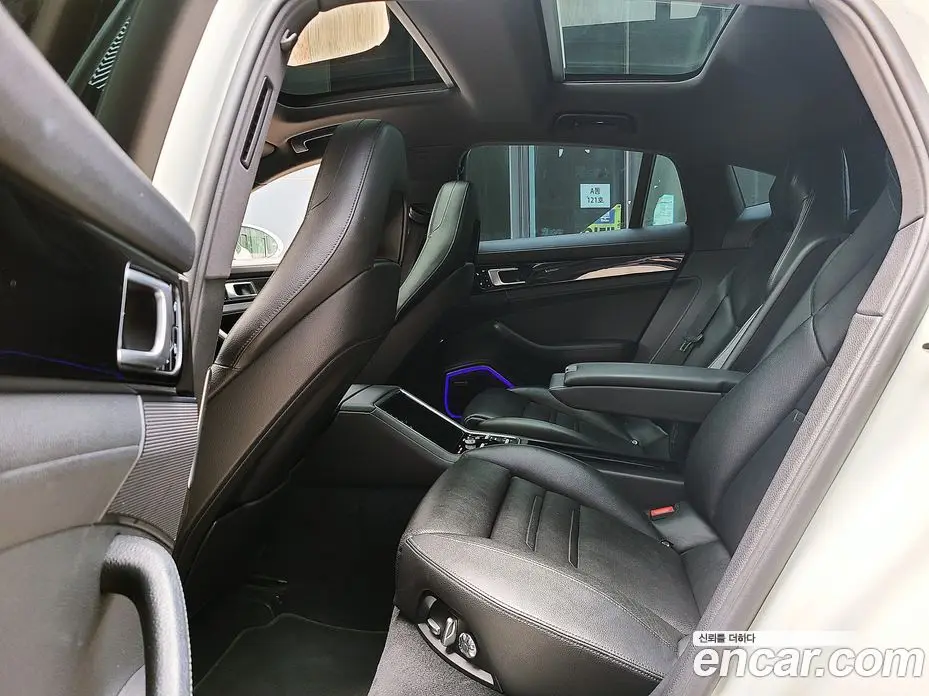 Porsche Panamera 2018 3.0 автомат (гидро), фото 16