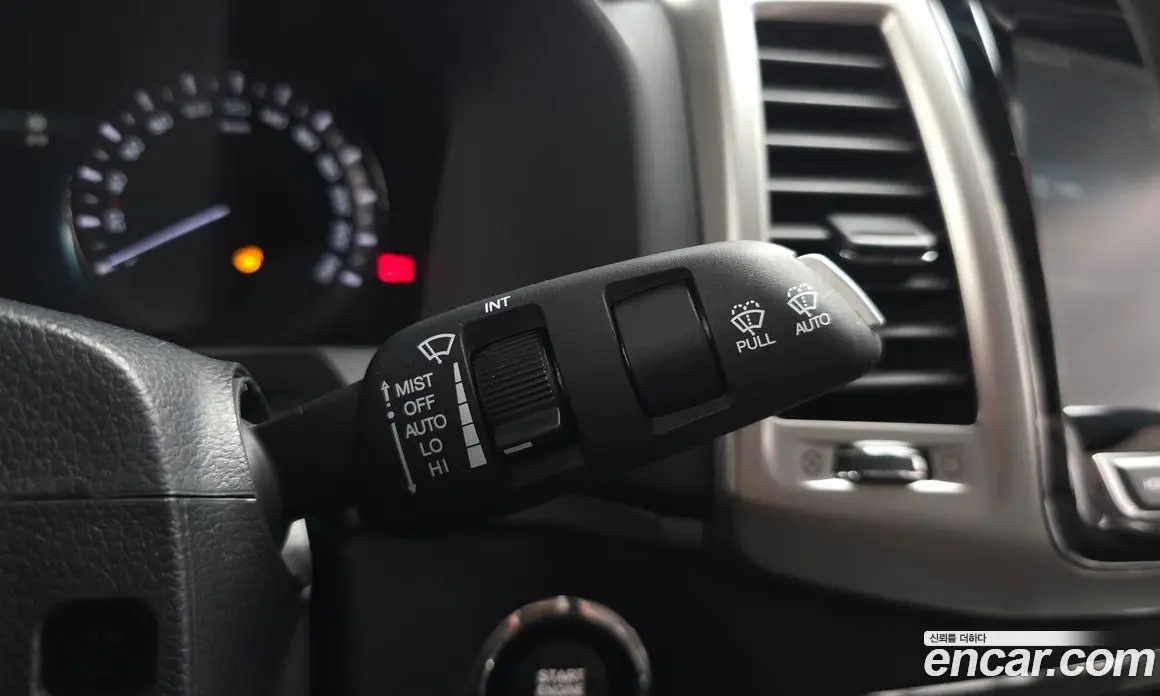 SsangYong Rexton 2018 2.2 автомат (гидро), фото 23