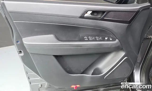 SsangYong Rexton 2020 2.2 автомат (гидро), миниатюра 12