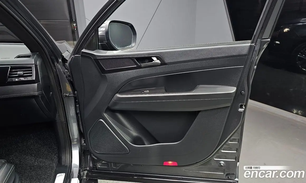 SsangYong Rexton 2020 2.2 автомат (гидро), фото 14