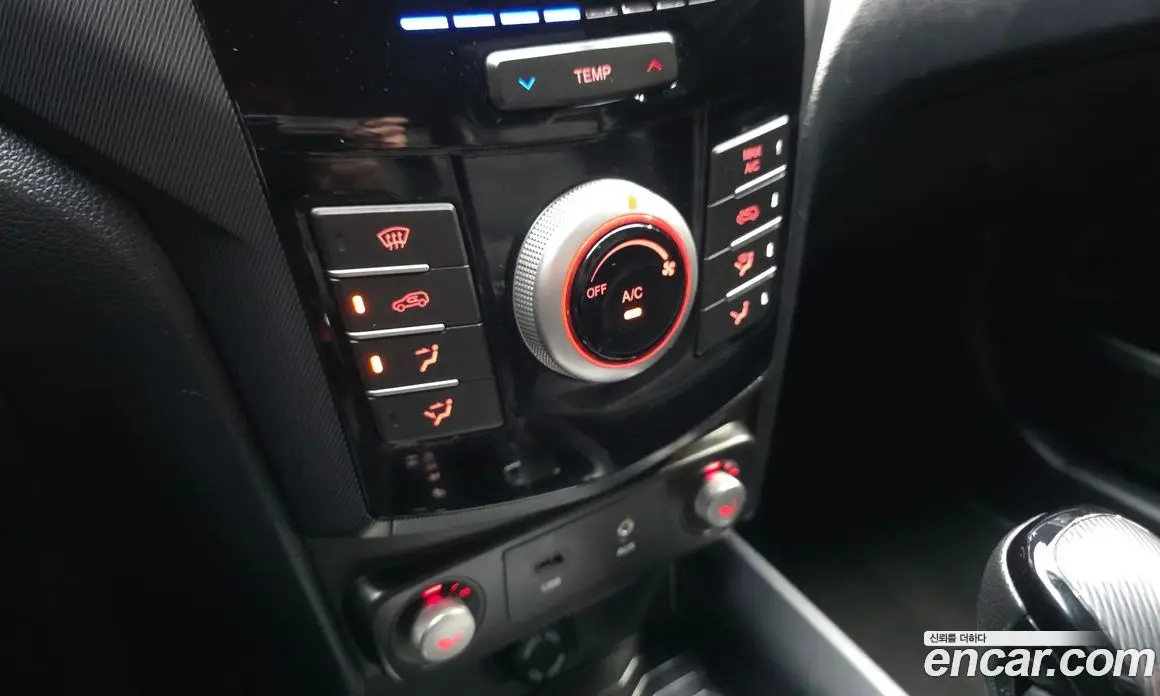 SsangYong TIBOLI 2016 1.6 автомат (гидро), фото 23