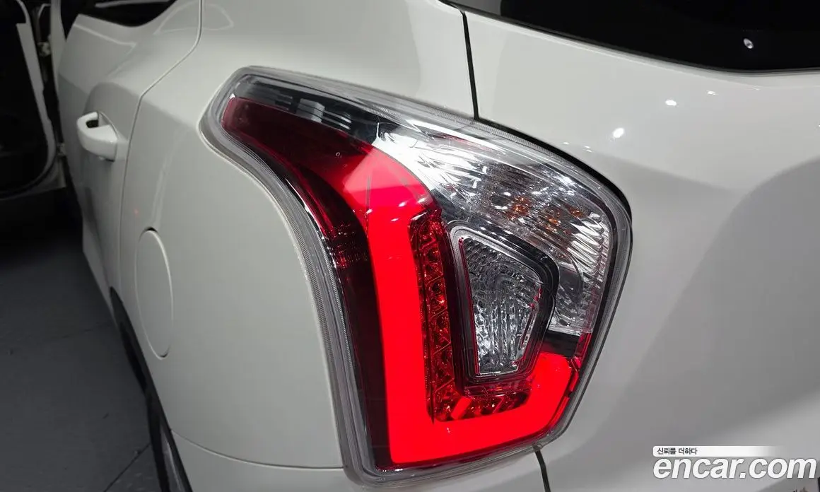 SsangYong TIBOLI 2016 1.6 автомат (гидро), фото 9