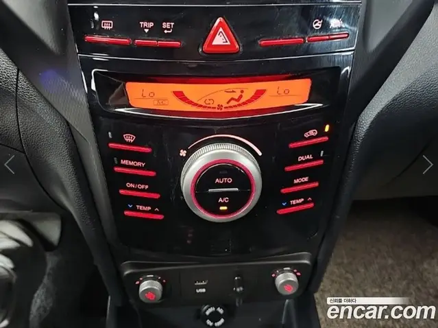 SsangYong TIBOLI 2017 1.6 автомат (гидро), миниатюра 10