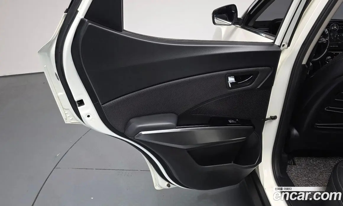 SsangYong TIBOLI 2020 1.5 автомат (гидро), фото 14 SsangYong TIBOLI 2020 1.5 автомат (гидро), фото 14