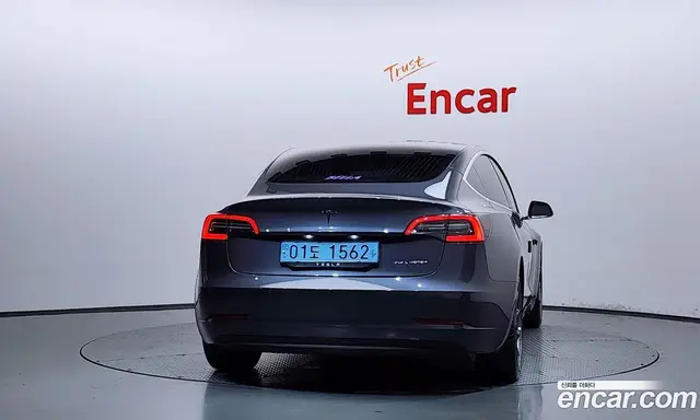 Tesla Model 3 2020 0.2 автомат (гидро), миниатюра 4 Tesla Model 3 2020 0.2 автомат (гидро), миниатюра 4