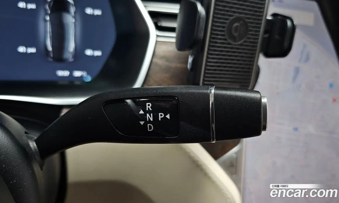 Tesla Model S 2018 0.3 автомат (гидро), фото 12 Tesla Model S 2018 0.3 автомат (гидро), фото 12
