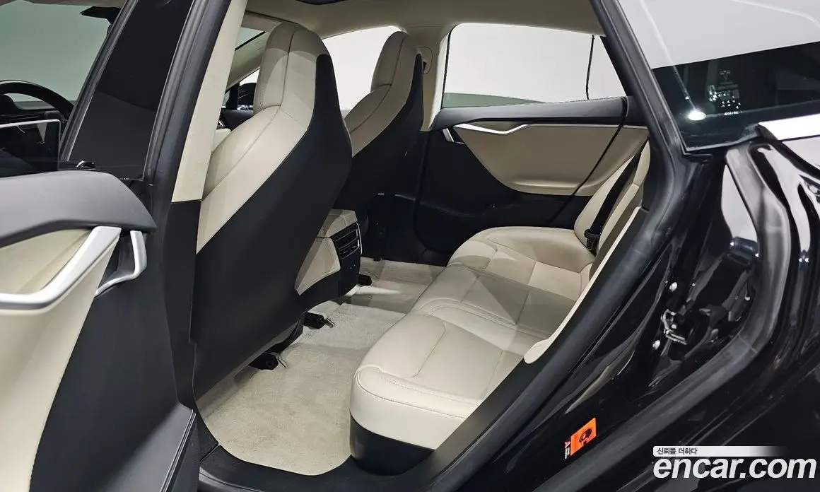 Tesla Model S 2018 0.3 автомат (гидро), фото 16 Tesla Model S 2018 0.3 автомат (гидро), фото 16