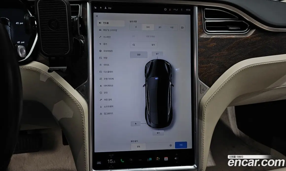 Tesla Model S 2018 0.3 автомат (гидро), фото 22 Tesla Model S 2018 0.3 автомат (гидро), фото 22