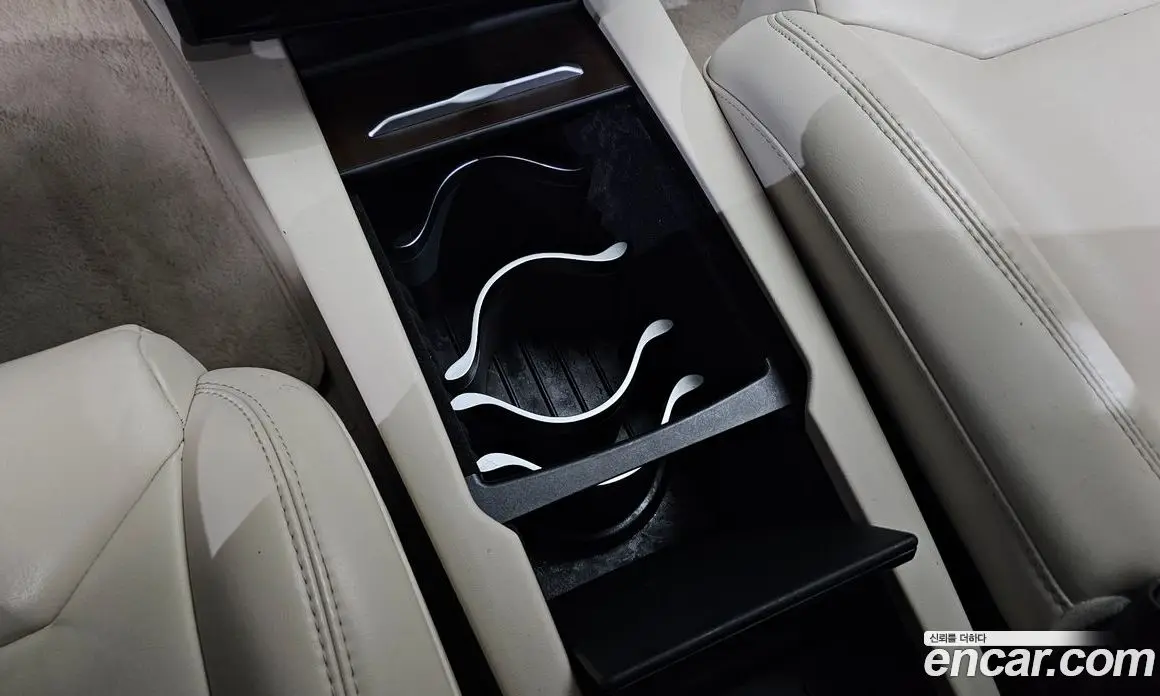 Tesla Model S 2018 0.3 автомат (гидро), фото 28 Tesla Model S 2018 0.3 автомат (гидро), фото 28