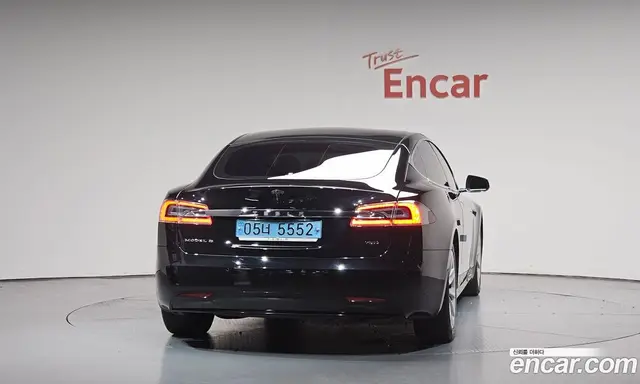 Tesla Model S 2018 0.3 автомат (гидро), миниатюра 4 Tesla Model S 2018 0.3 автомат (гидро), миниатюра 4