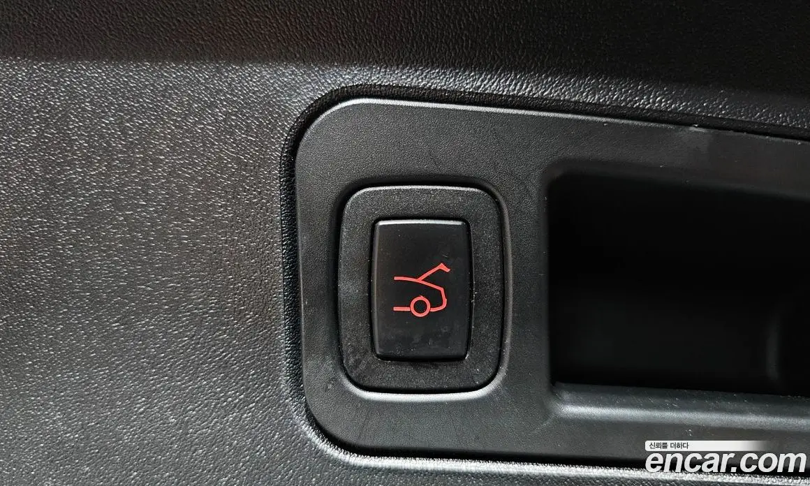Tesla Model S 2018 0.3 автомат (гидро), фото 33 Tesla Model S 2018 0.3 автомат (гидро), фото 33