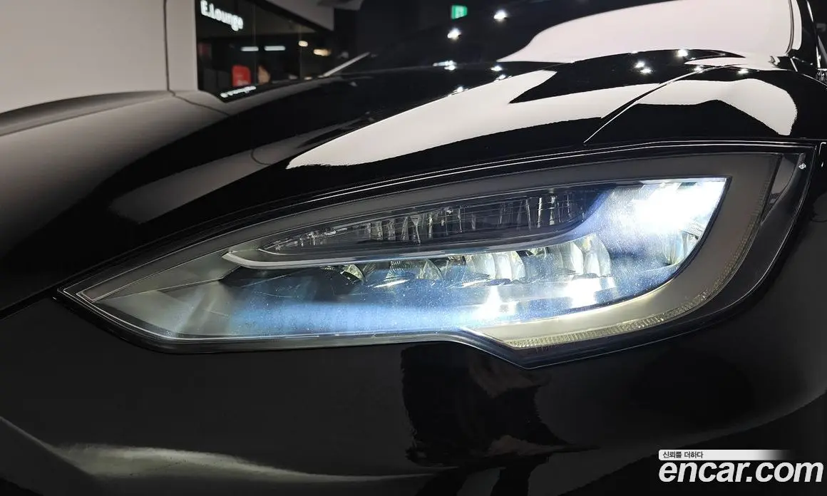 Tesla Model S 2018 0.3 автомат (гидро), фото 8 Tesla Model S 2018 0.3 автомат (гидро), фото 8
