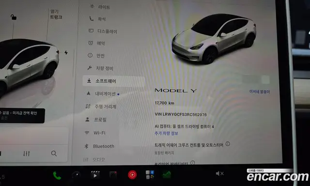 Tesla Model Y 2024 0.2 автомат (гидро), миниатюра 11